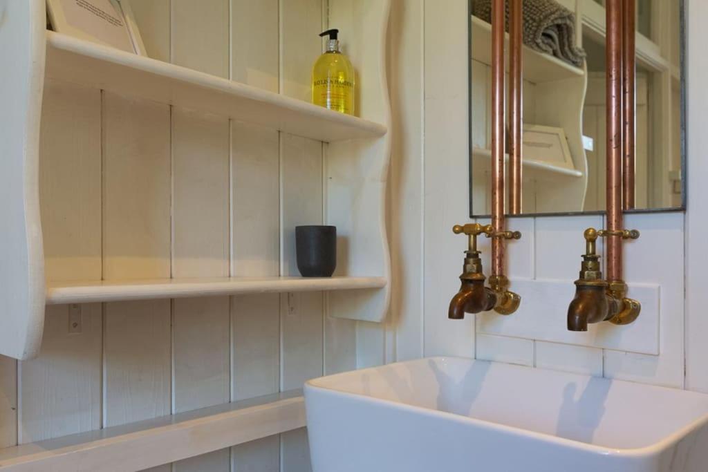 Holiday home Beautifully Renovated Old Sweet Shop