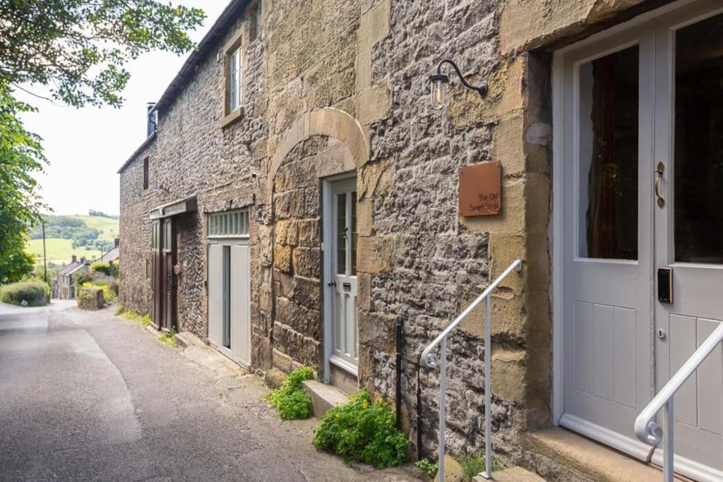 Beautifully Renovated Old Sweet Shop Holiday home Youlgreave