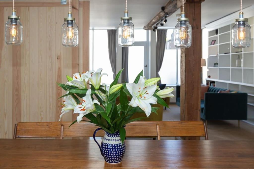 Beautifully Renovated Old Sweet Shop